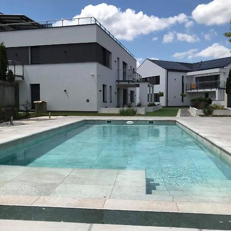 Oasis Residence Hajdúszoboszló 外观 照片